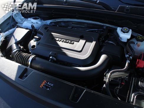 Used 2023 Buick Envision Essence w/ Sport Touring Package image 31