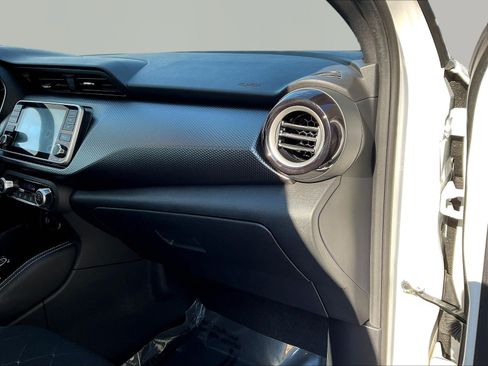 Used 2020 Nissan Kicks SV FWD image 26