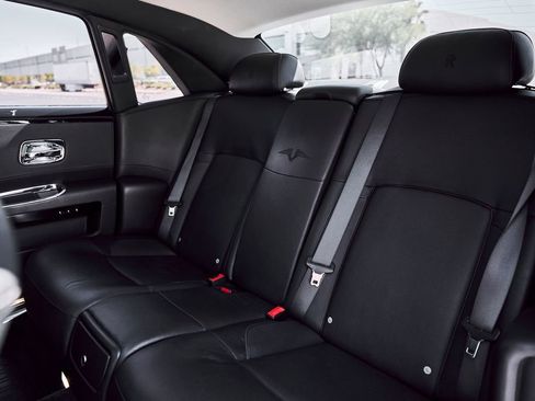 Used 2014 Rolls-Royce Ghost RWD image 49