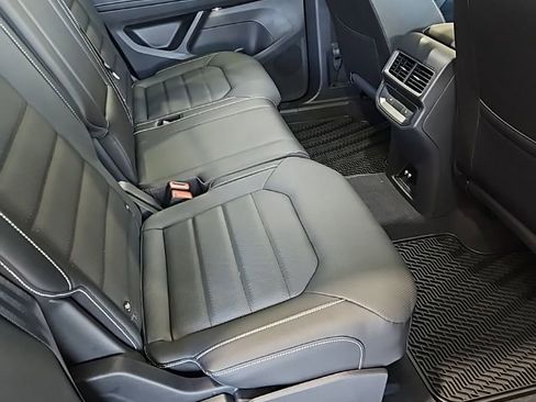 New 2026 Volkswagen Atlas Cross Sport SEL AWD/4WD image 17