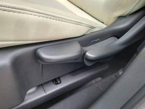 Certified 2024 Buick Encore GX Preferred FWD image 18