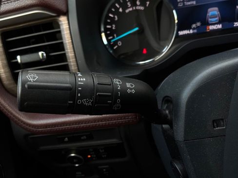 Used 2024 Ford Expedition Limited AWD/4WD image 50