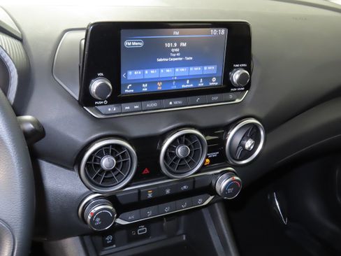 Certified 2025 Nissan Sentra S image 9