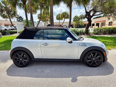 Used 2013 MINI Cooper S FWD image 6