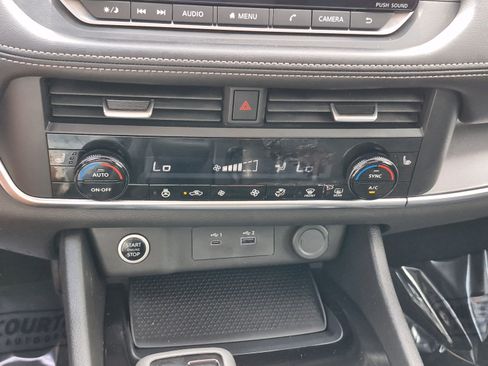 Certified 2023 Nissan Rogue SV w/ SV Premium B Package FWD image 26