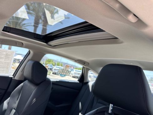 Used 2024 Honda Accord EX-L image 2