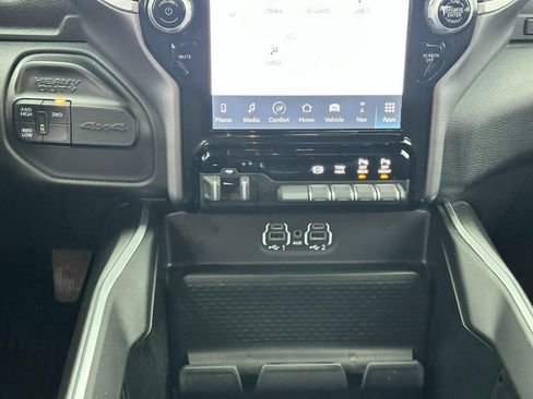 Used 2024 RAM 3500 Big Horn w/ Night Edition image 14