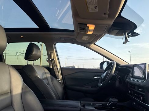 Certified 2023 Nissan Rogue SV w/ SV Premium B Package FWD image 25