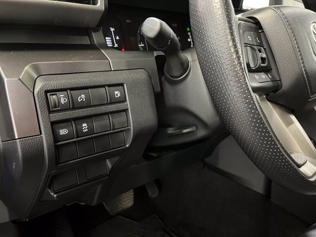 Used 2025 Toyota 4Runner SR5 AWD/4WD image 14