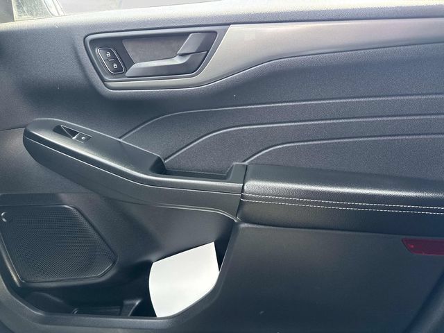 Used 2025 Ford Escape Active FWD image 22