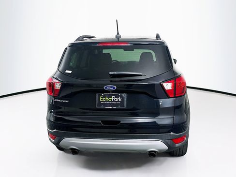 Used 2019 Ford Escape SEL image 7