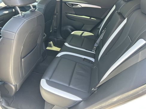 Certified 2025 Buick Envision Sport Touring AWD/4WD image 21