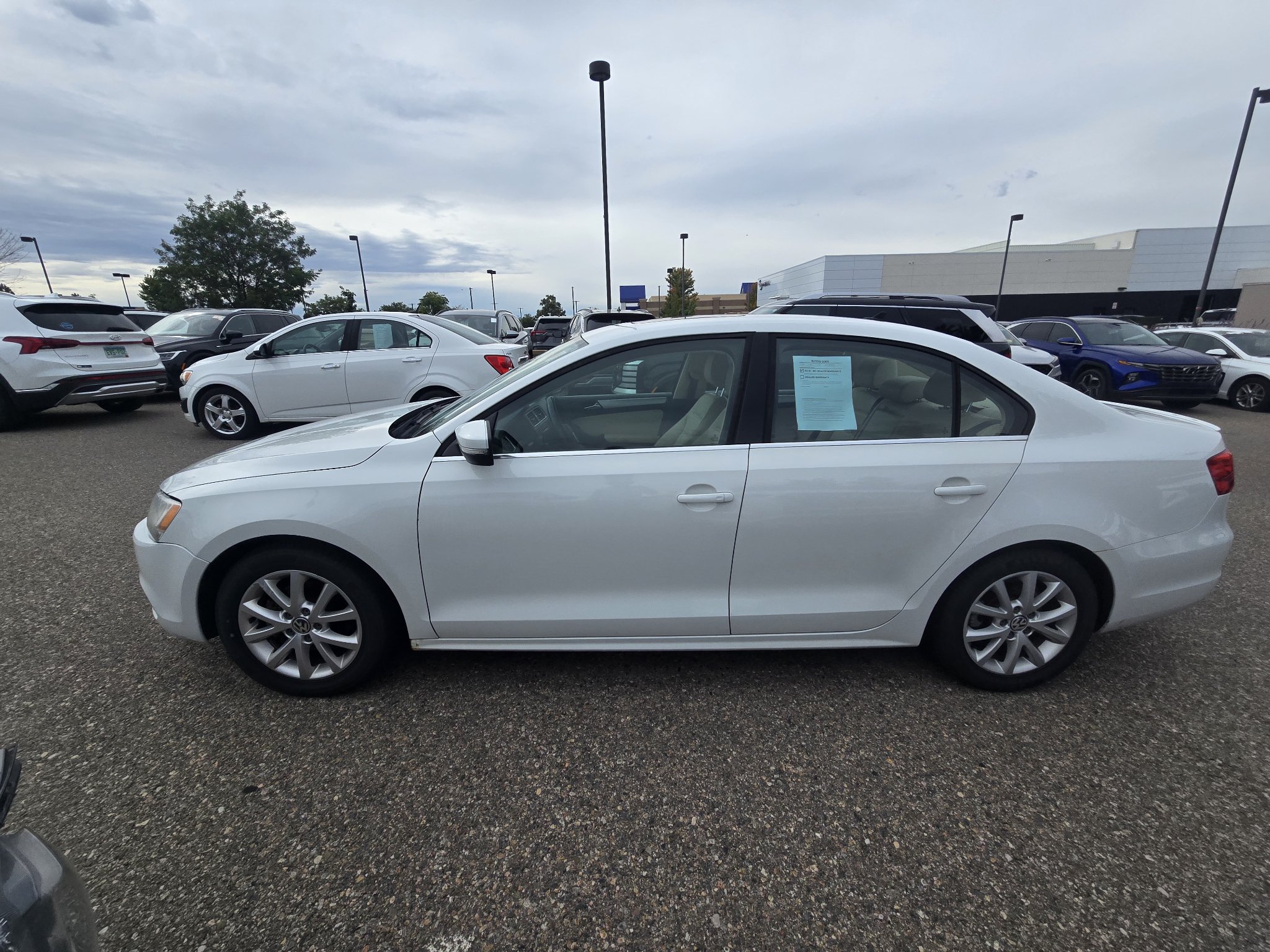 Used 2014 Volkswagen Jetta SE FWD image 14