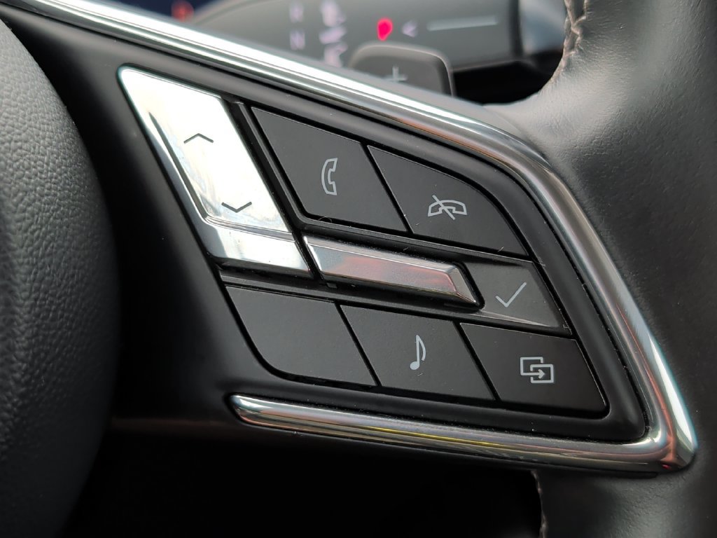 Used 2024 Buick Envision Preferred AWD/4WD image 13