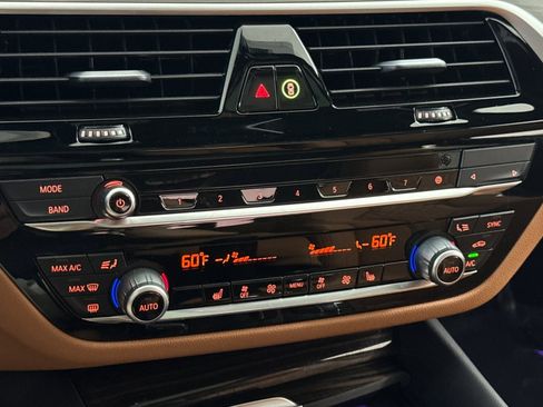 Used 2023 BMW 530e 530e w/ Premium Package image 27