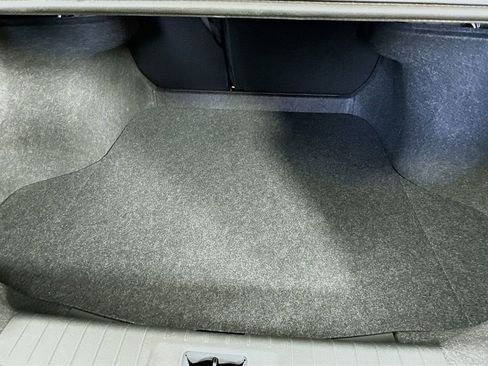 New 2025 Nissan Sentra SR image 32