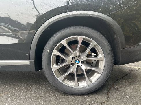 Used 2023 BMW X5 xDrive40i w/ Premium Package image 7