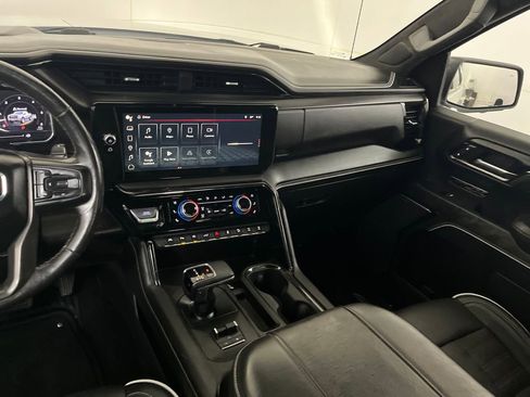 Used 2023 GMC Sierra 1500 AT4X AWD/4WD image 32