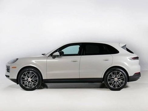 New 2026 Porsche Cayenne AWD/4WD image 2