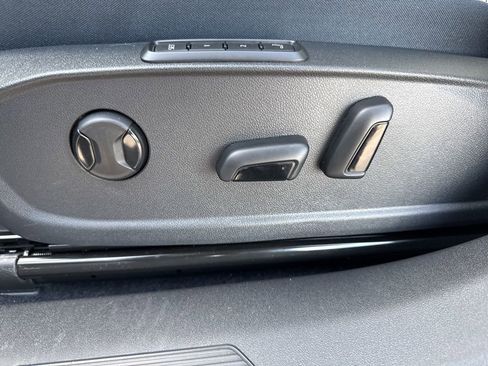 New 2026 Volkswagen ID.4 Pro S Plus image 16