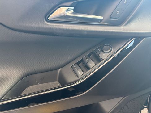 Used 2025 Chevrolet Equinox LT image 20