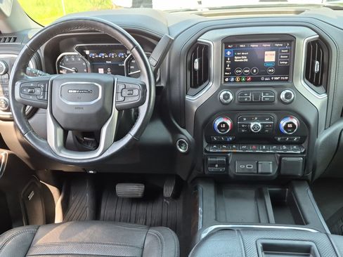 Used 2020 GMC Sierra 1500 Denali w/ Denali Ultimate Package AWD/4WD image 32