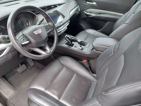 Used 2023 Cadillac XT4 Premium Luxury FWD image 7