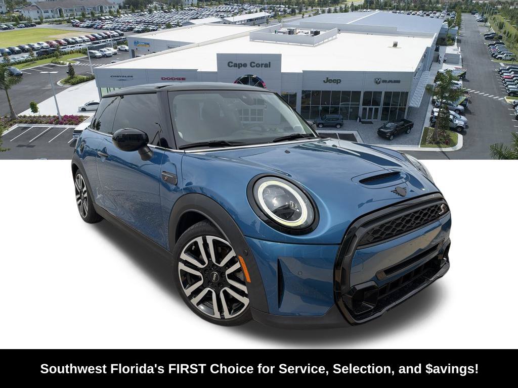 Used 2023 MINI Cooper S FWD image 2