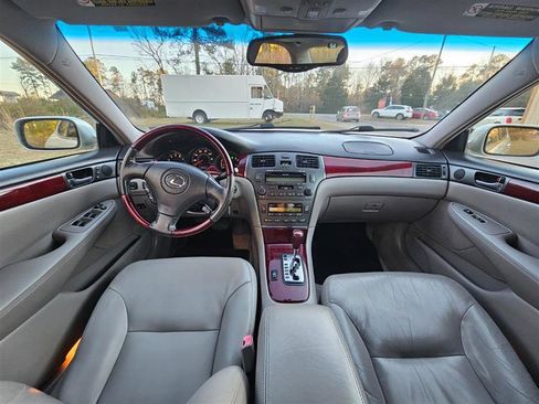 Used 2004 Lexus ES 330 image 7