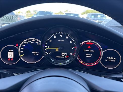 Used 2023 Porsche Panamera 4S image 21