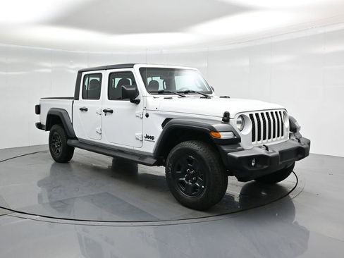 Used 2020 Jeep Gladiator Sport image 52