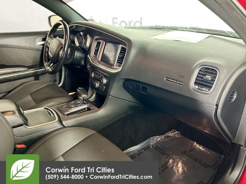 Used 2019 Dodge Charger GT image 27
