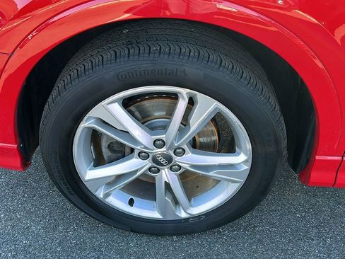 Used 2020 Audi Q3 2.0T Premium Plus image 5