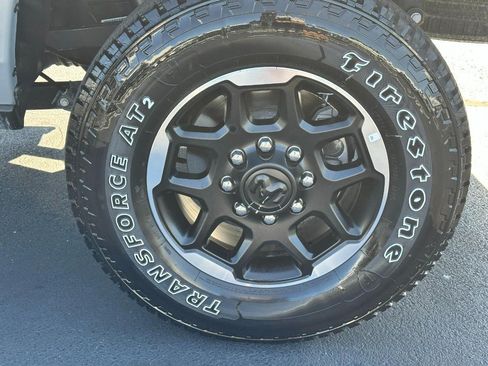 Used 2026 RAM 2500 Laramie AWD/4WD image 7