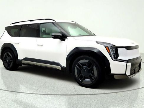 Used 2026 Kia EV9 GT-Line AWD/4WD image 3