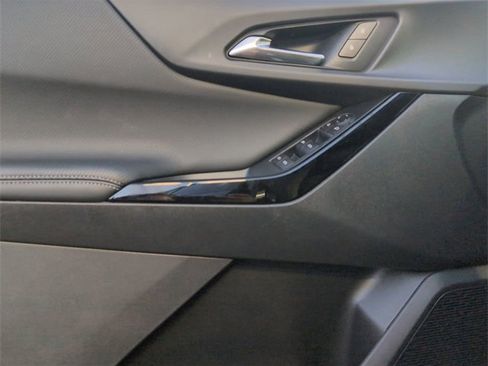 Used 2026 Chevrolet Equinox LT image 21