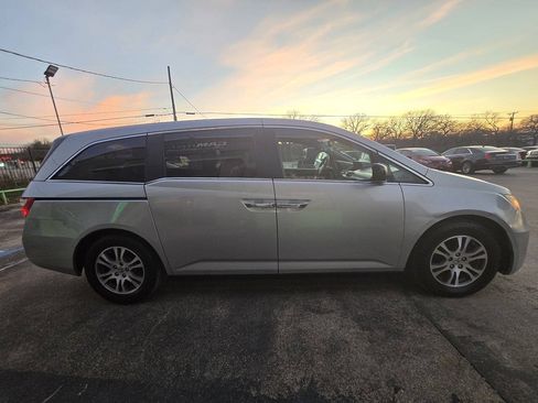 Used 2012 Honda Odyssey EX-L image 18