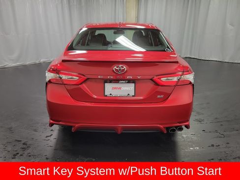 Used 2020 Toyota Camry SE w/ Convenience Package FWD image 7