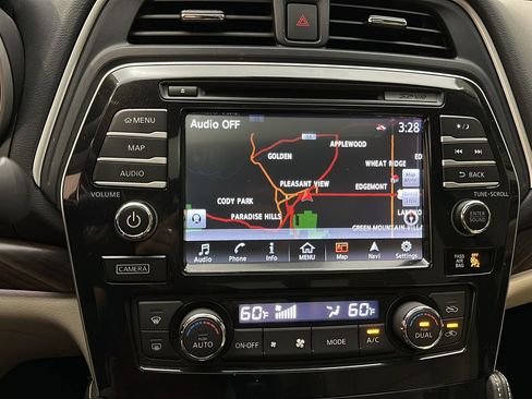 Used 2016 Nissan Maxima Platinum FWD image 30