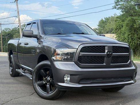 Used 2019 RAM 1500 Express w/ Express Value Package AWD/4WD image 2