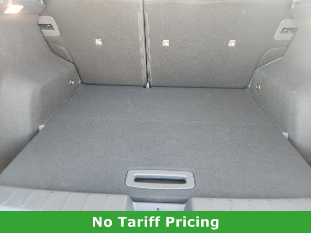 Used 2025 Nissan Kicks SR FWD image 31