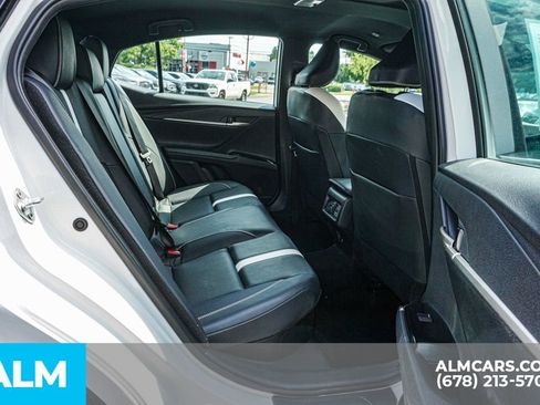 Used 2025 Toyota Camry SE image 22