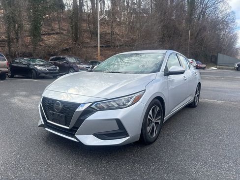 Used 2021 Nissan Sentra SV image 3