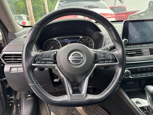 Used 2020 Nissan Altima 2.5 SR FWD image 10