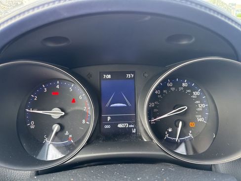 Used 2021 Toyota C-HR XLE image 11