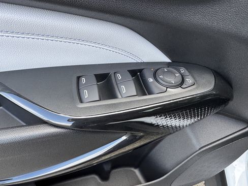 New 2026 Chevrolet Trax LT w/ Driver Confidence Package image 11