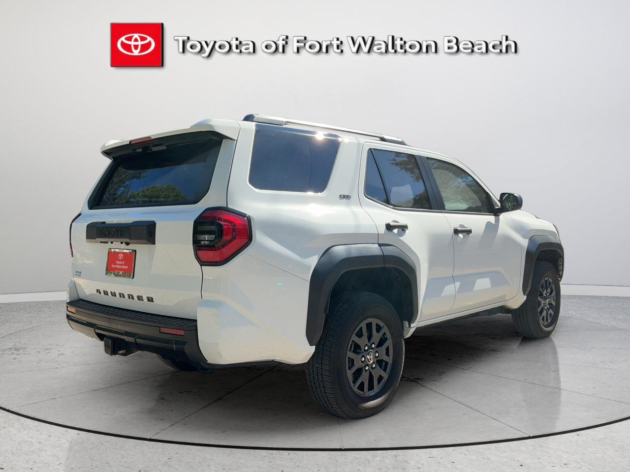 Used 2025 Toyota 4Runner SR5 RWD image 4