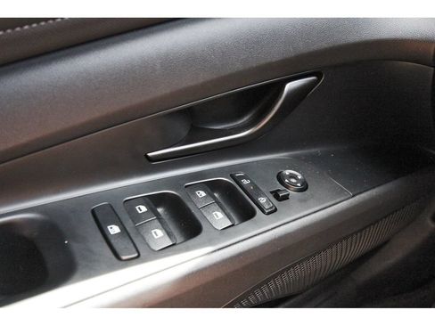 Certified 2026 Hyundai Elantra Sport FWD image 22