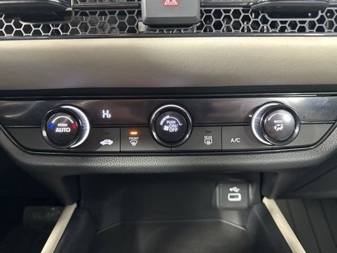 Used 2023 Honda HR-V LX image 19