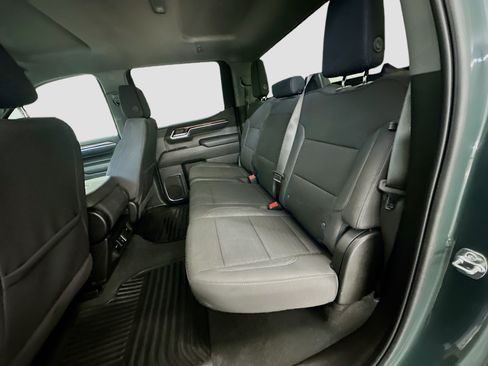 Used 2025 Chevrolet Silverado 1500 LT AWD/4WD image 29
